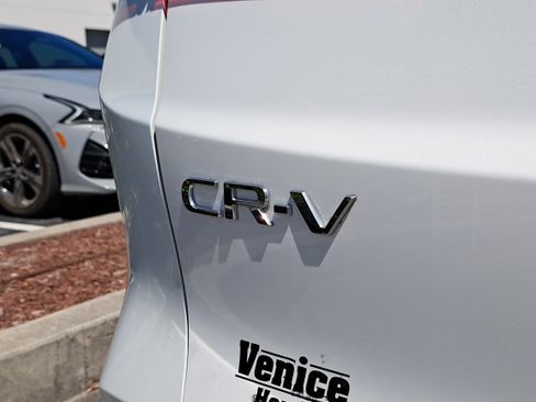 Used 2024 Honda CR-V EX image 9