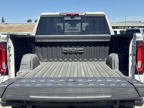 New 2026 GMC Sierra 1500 AT4X w/ AT4X AEV Edition AWD/4WD image 27