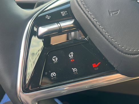 New 2025 Cadillac Escalade IQ Luxury 2 image 31