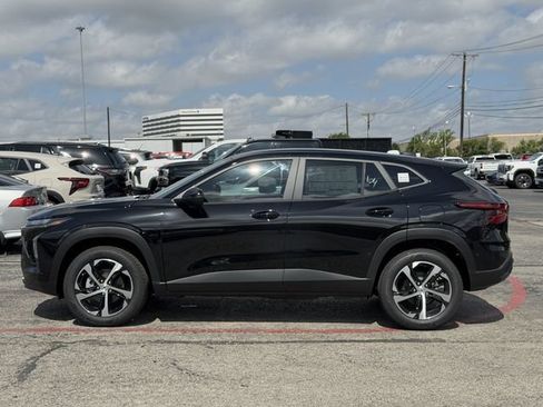 New 2026 Chevrolet Trax RS FWD image 4