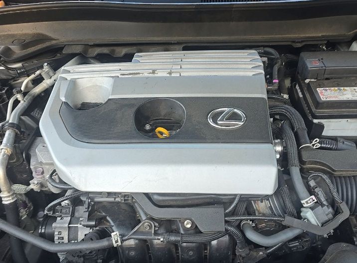 Used 2022 Lexus UX 200 w/ Premium Package FWD image 22