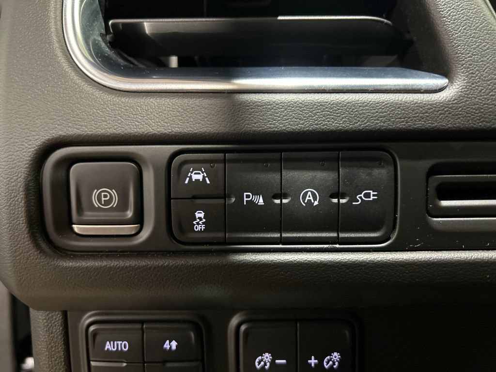 Used 2021 GMC Yukon XL SLT AWD/4WD image 23