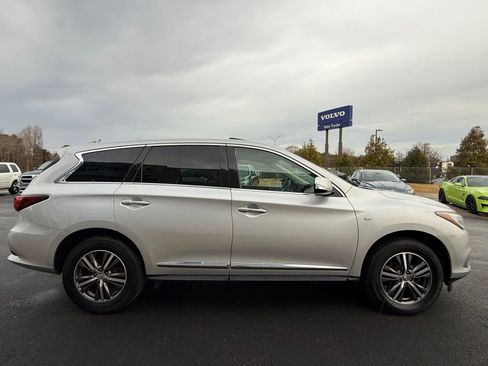 Used 2018 INFINITI QX60 Luxe image 5