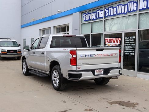 Used 2020 Chevrolet Silverado 1500 Custom w/ Custom Value Package image 8