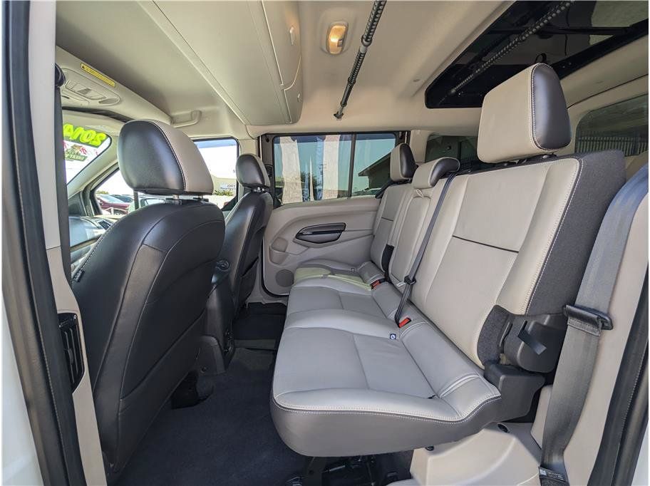 Used 2014 Ford Transit Connect Titanium FWD image 10