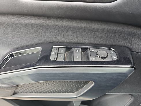 Used 2023 Nissan Pathfinder SL w/ SL Premium Package FWD image 27