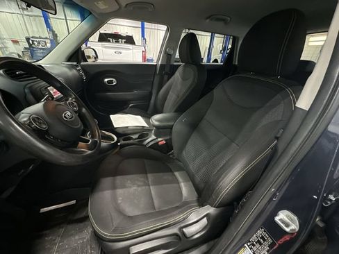 Used 2014 Kia Soul + w/ UVO w/Eservices Package FWD image 17