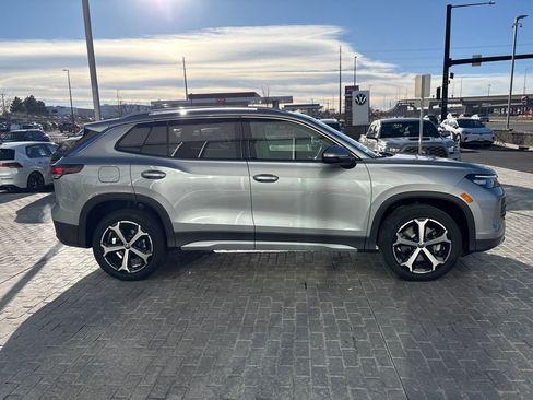 New 2026 Volkswagen Tiguan SE image 6