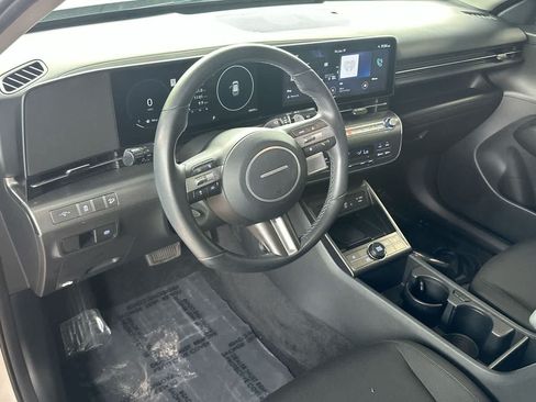 Used 2024 Hyundai Kona SEL w/ Convenience Package FWD image 13