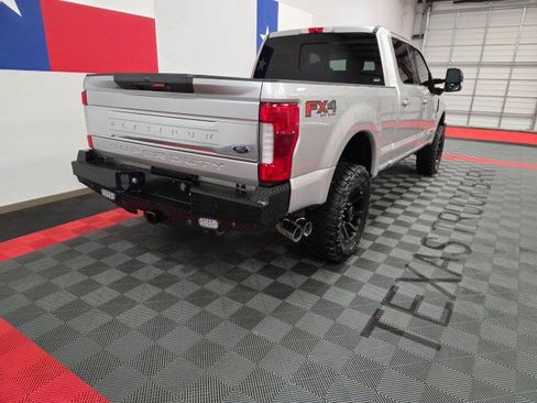 Used 2017 Ford F250 Platinum w/ Platinum Ultimate Package image 19