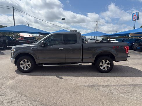 Used 2016 Ford F150 XLT w/ Equipment Group 302A Luxury AWD/4WD image 8