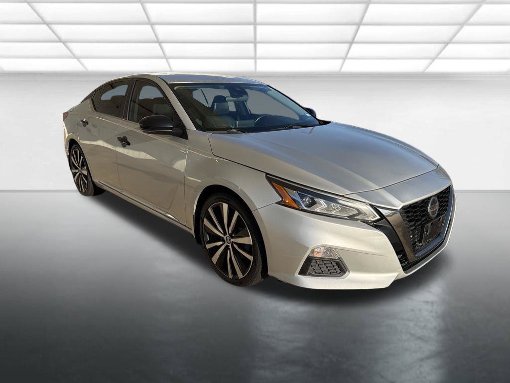Used 2021 Nissan Altima 2.5 SR w/ SR Premium Package FWD image 1