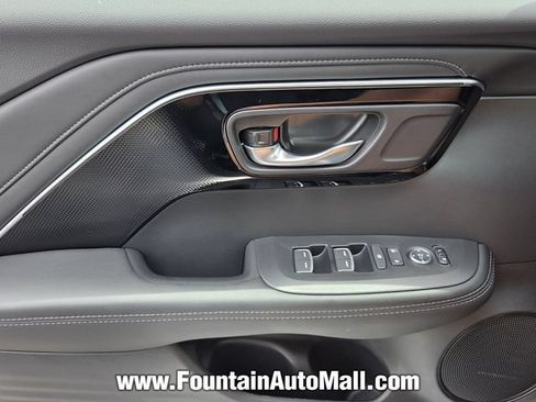 Used 2025 Acura ADX FWD image 17