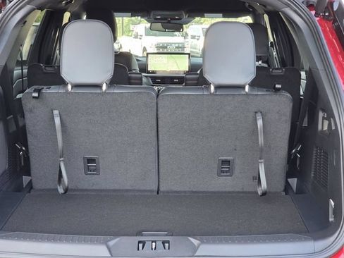 New 2026 Ford Explorer ST-Line w/ ST-Line Street Pack RWD image 8
