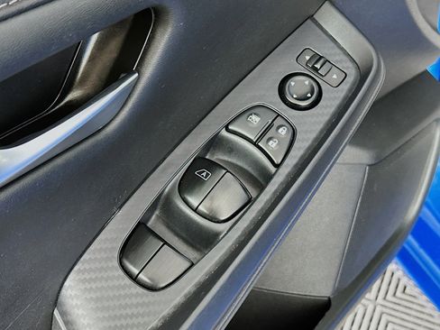 Used 2024 Nissan Sentra SV image 17