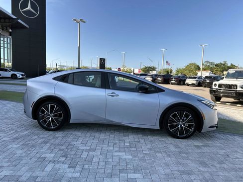 Used 2025 Toyota Prius Limited w/ Limited Premium Package image 7