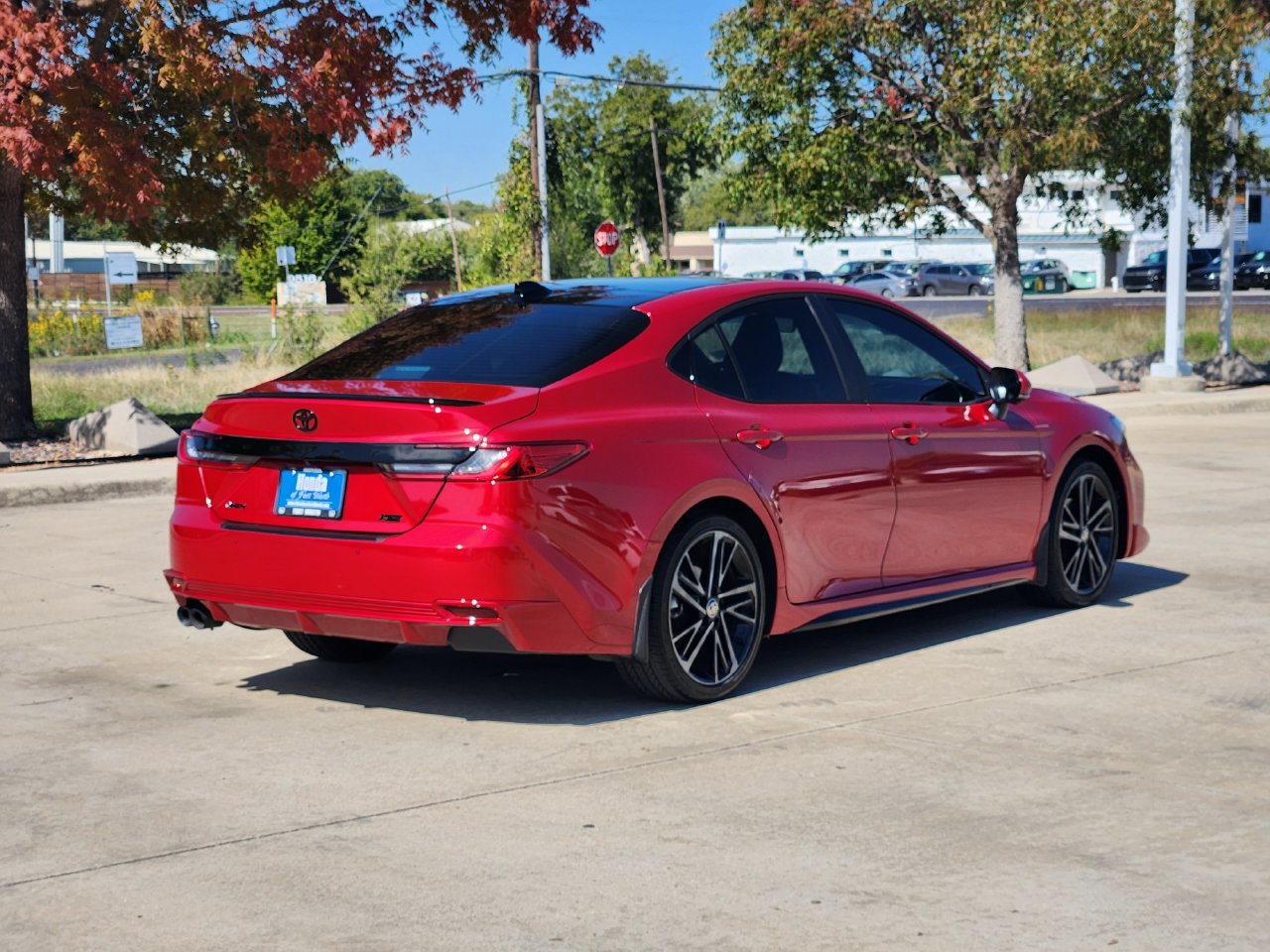 Used 2025 Toyota Camry XSE w/ Premium Plus Package FWD image 5