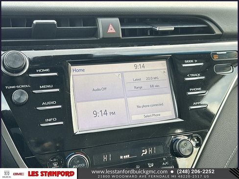 Used 2018 Toyota Camry XSE image 30