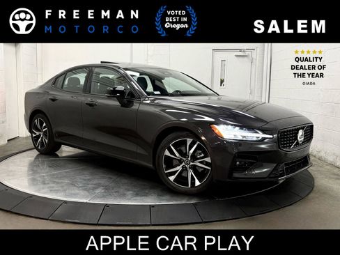 Used 2024 Volvo S60 B5 Core FWD image 1