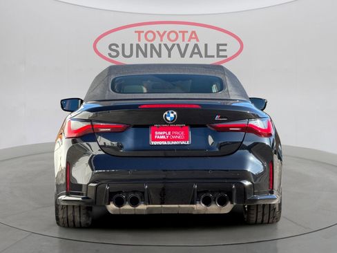 Used 2022 BMW M4 xDrive Competition image 8