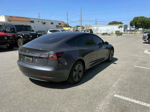 Used 2023 Tesla Model 3 Standard Range RWD image 9