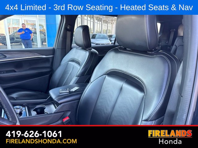 Used 2024 Jeep Grand Cherokee L Limited AWD/4WD image 14