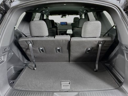 New 2026 Honda Pilot Sport image 33