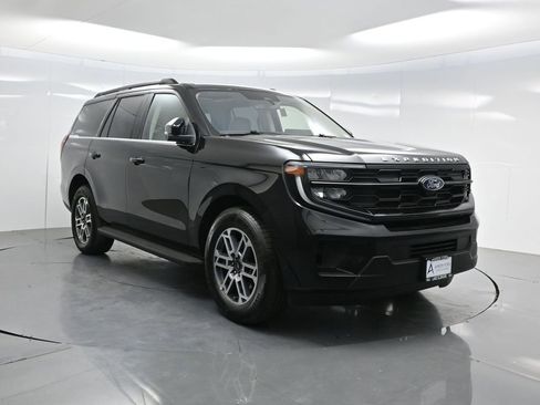 Used 2025 Ford Expedition Active RWD image 61