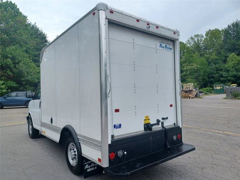 New 2024 Chevrolet Express 3500 w/ Power Convenience Package RWD image 5