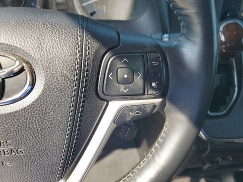 Used 2017 Toyota Sienna Limited Premium w/ Advanced Technology Package FWD image 16