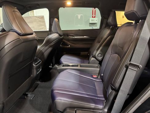 New 2026 INFINITI QX60 Sport image 24