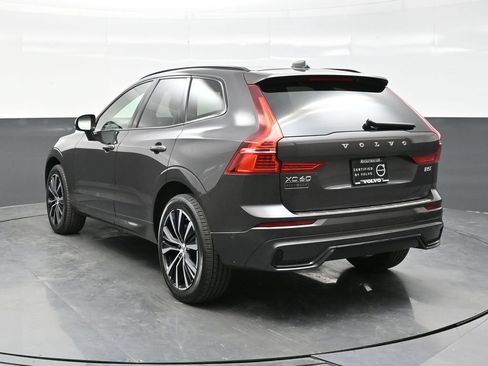 Used 2024 Volvo XC60 B5 Plus w/ Protection Package Premier AWD/4WD image 5