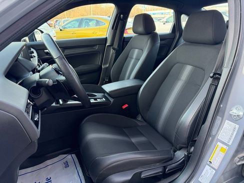 Used 2025 Honda Civic Sport image 10