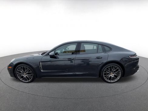 Used 2023 Porsche Panamera image 10