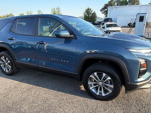 New 2026 Chevrolet Equinox LT FWD image 3