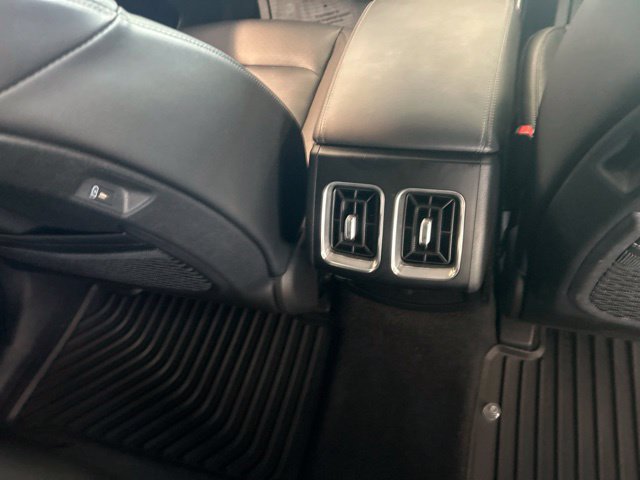 Used 2025 Kia Sorento S AWD/4WD image 18