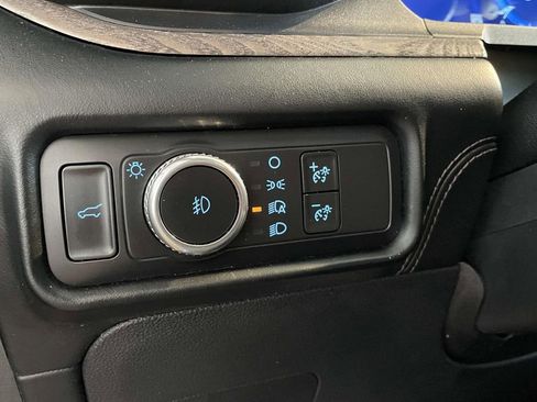 Used 2021 Ford Explorer Platinum w/ Equipment Group 601A AWD/4WD image 37