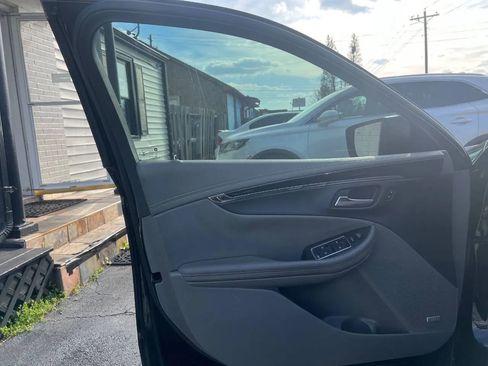 Used 2018 Chevrolet Impala Premier image 13