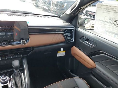 New 2026 GMC Canyon AT4 image 15