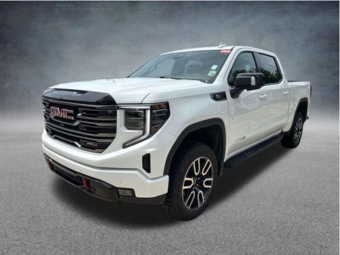 Used 2026 GMC Sierra 1500 AT4 w/ AT4 Premium Package AWD/4WD image 3