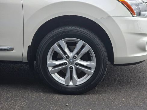 Used 2012 Nissan Rogue SV AWD/4WD image 9