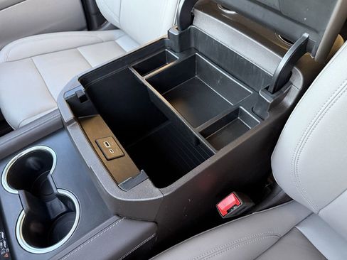 Used 2022 Chevrolet Tahoe LT image 26