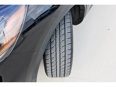 Certified 2022 Ford Escape SE w/ SE Sport Appearance Package FWD image 30