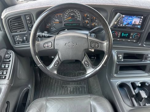 Used 2003 Chevrolet Silverado 2500 LT w/ Skid Plate Package AWD/4WD image 14