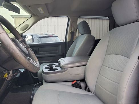 Used 2017 RAM 1500 ST w/ SXT Appearance Group AWD/4WD image 5