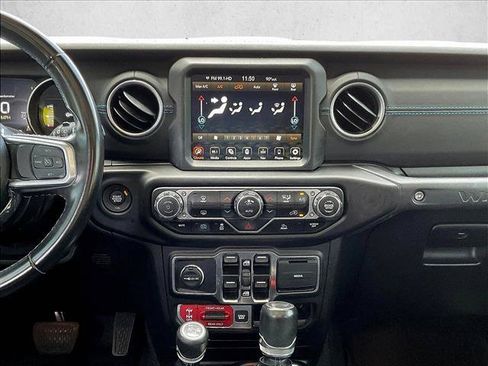 Used 2021 Jeep Wrangler Unlimited Rubicon 4xe AWD/4WD image 8