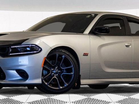 Used 2023 Dodge Charger Scat Pack w/ Harman/Kardon Audio Group image 2