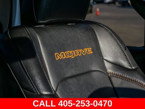 Used 2021 Jeep Gladiator Mojave AWD/4WD image 21