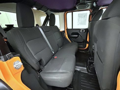 Used 2018 Jeep Wrangler Unlimited Sport S AWD/4WD image 20