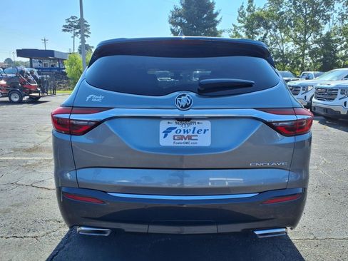 Used 2019 Buick Enclave Premium w/ Experience Buick Package image 4